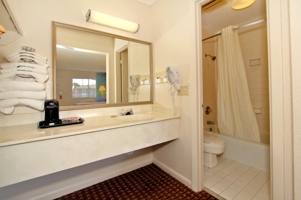 Motel Super 8 By Wyndham Kissimmee Habitación foto