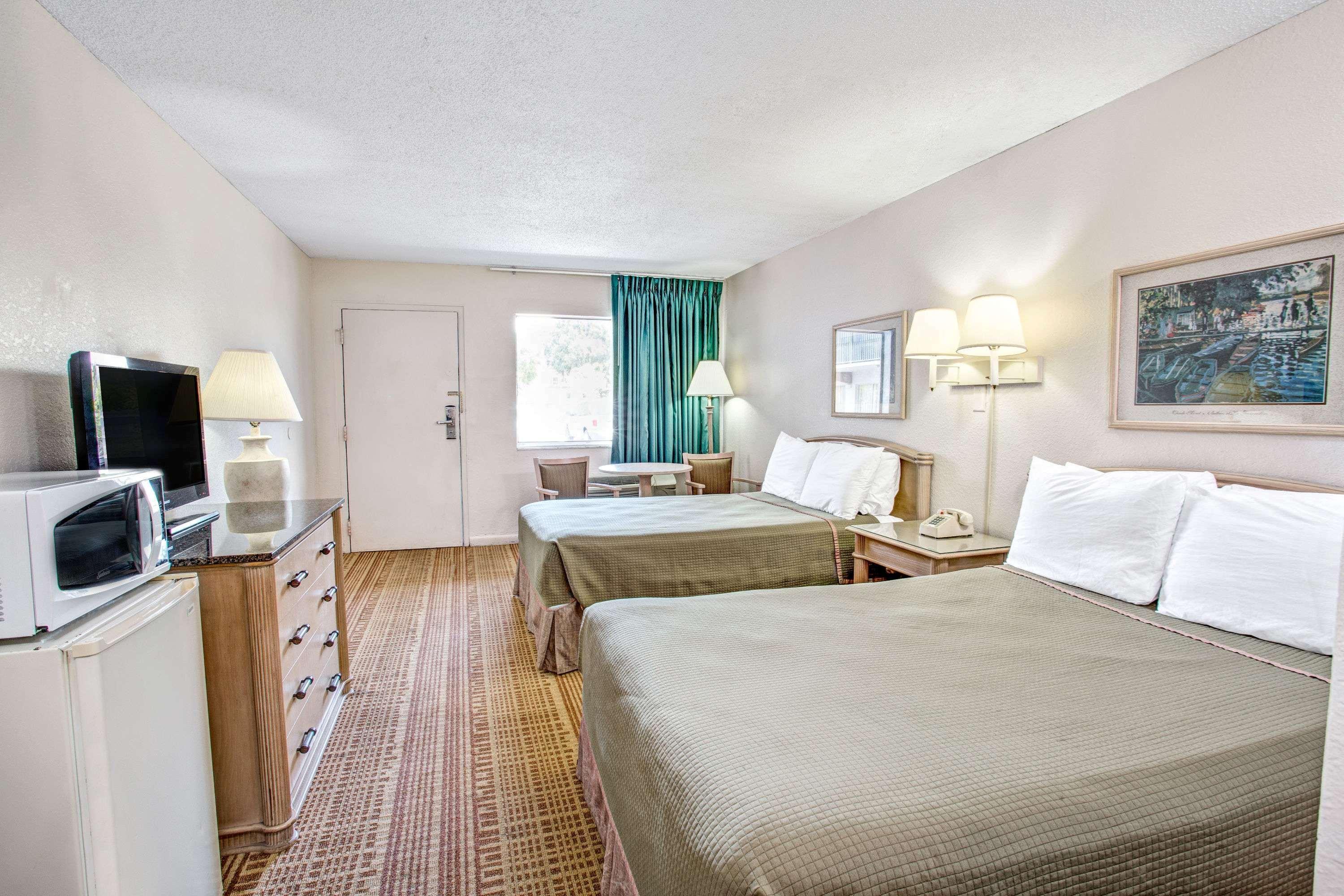 Motel Super 8 By Wyndham Kissimmee Exterior foto