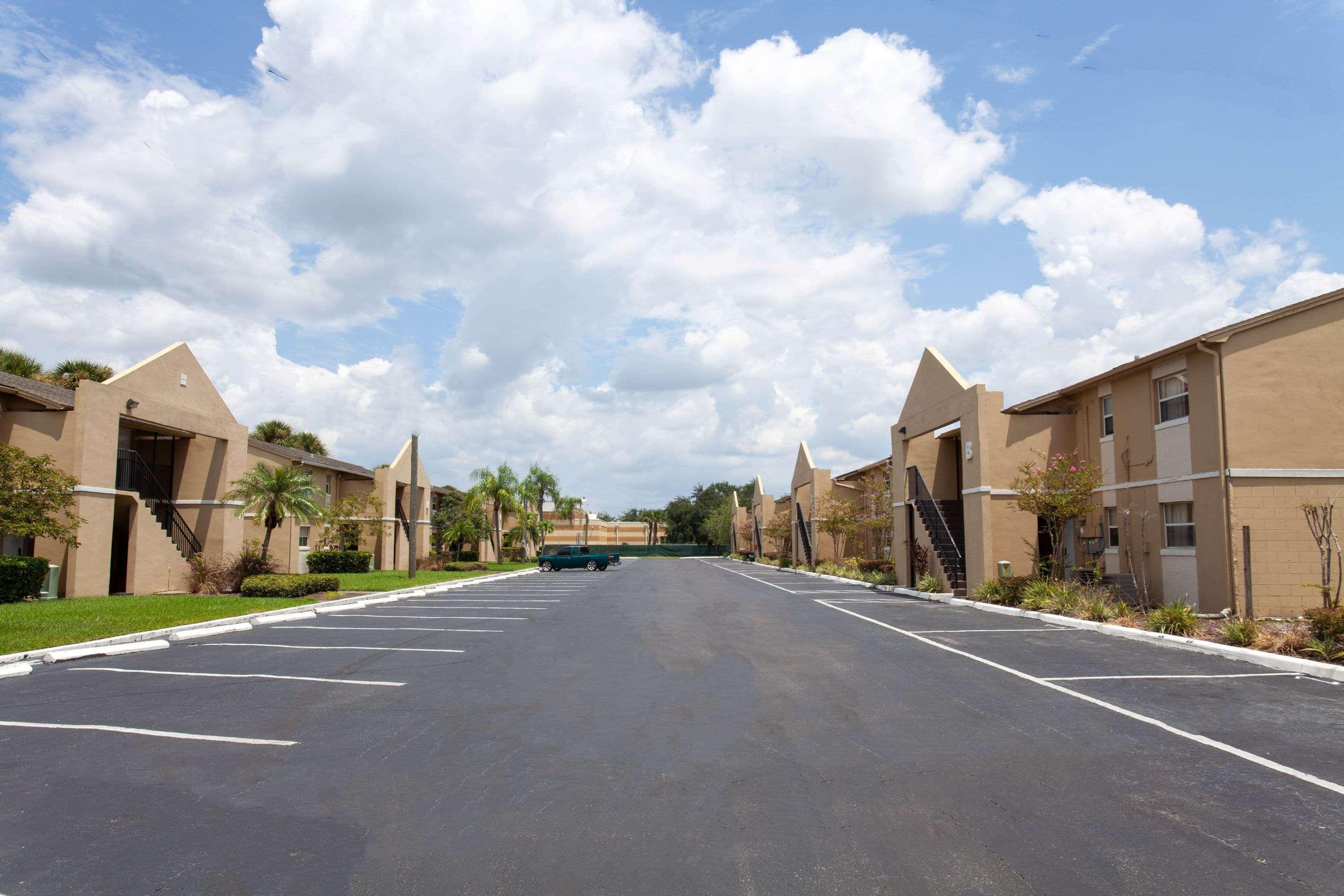 Motel Super 8 By Wyndham Kissimmee Exterior foto