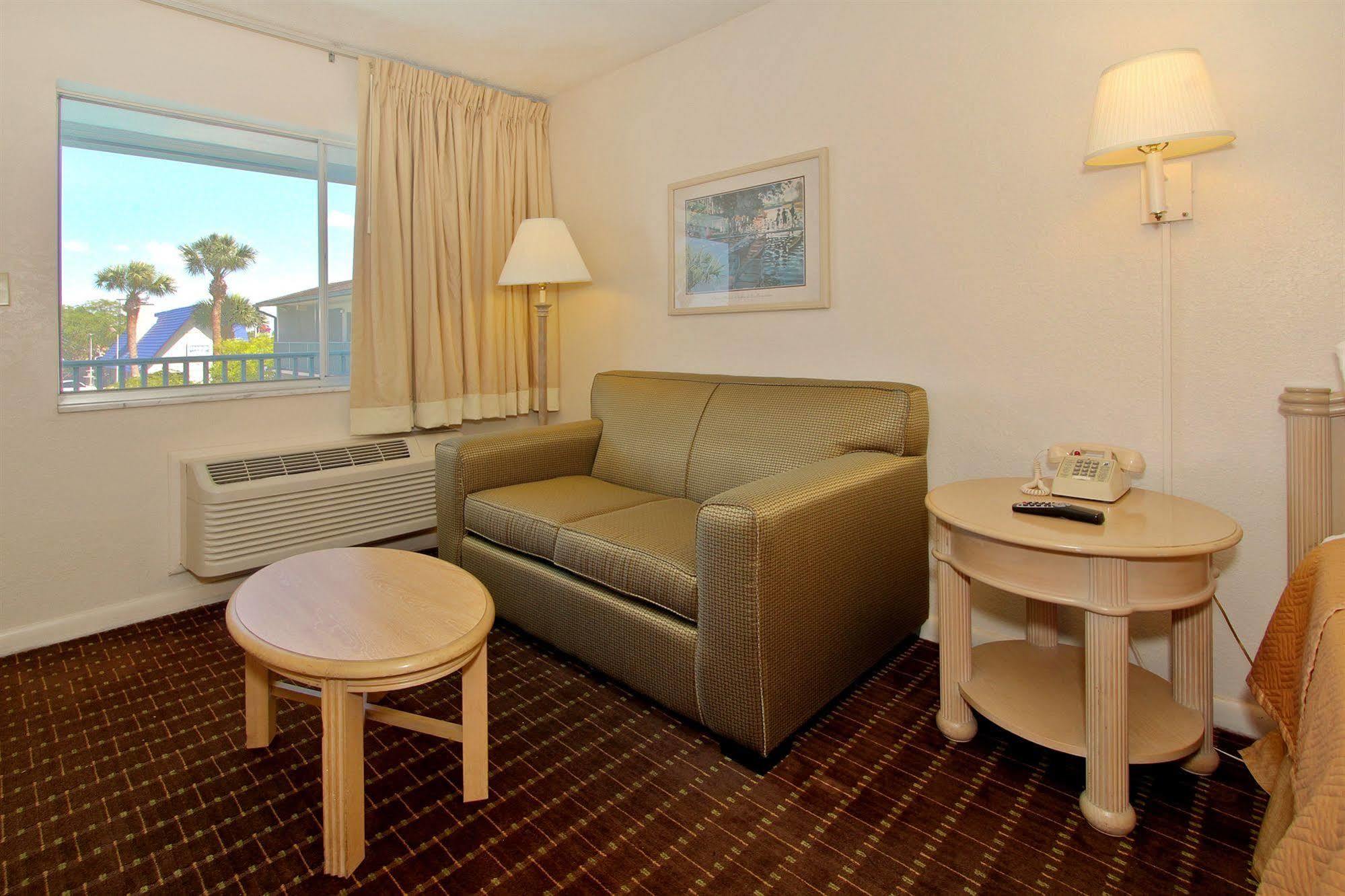 Motel Super 8 By Wyndham Kissimmee Exterior foto