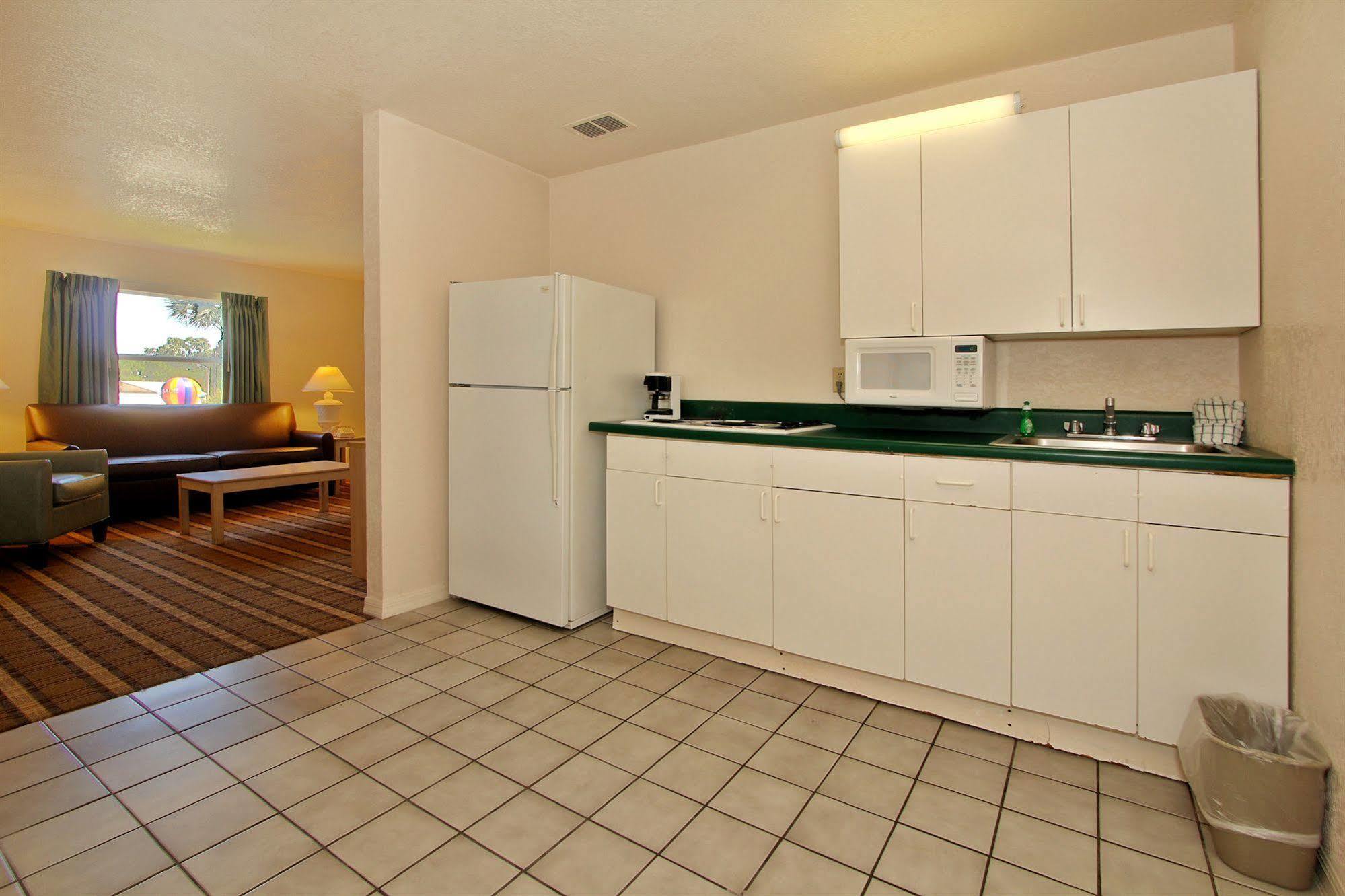 Motel Super 8 By Wyndham Kissimmee Exterior foto